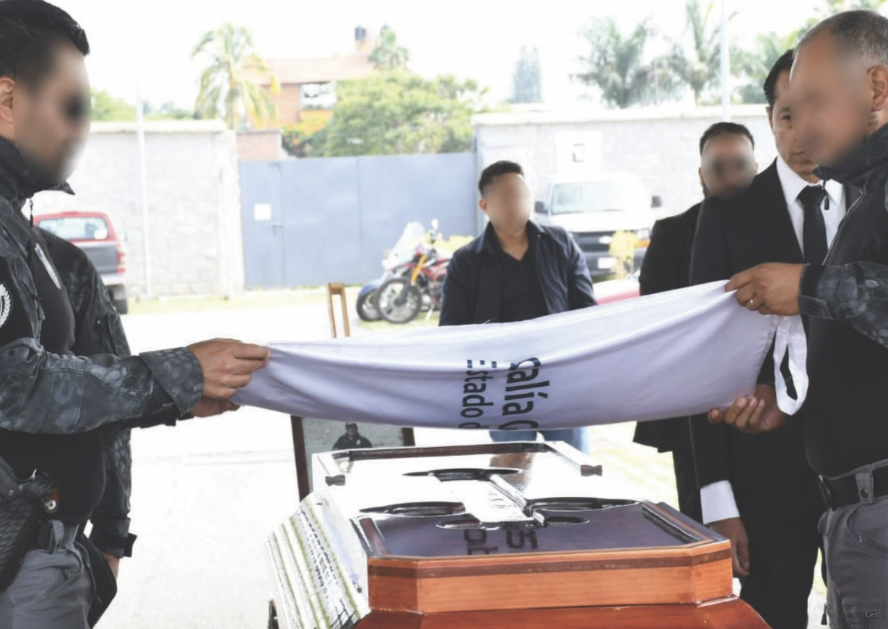 Rinden homenaje a agente de investigación asesinado en Tlaltizapán