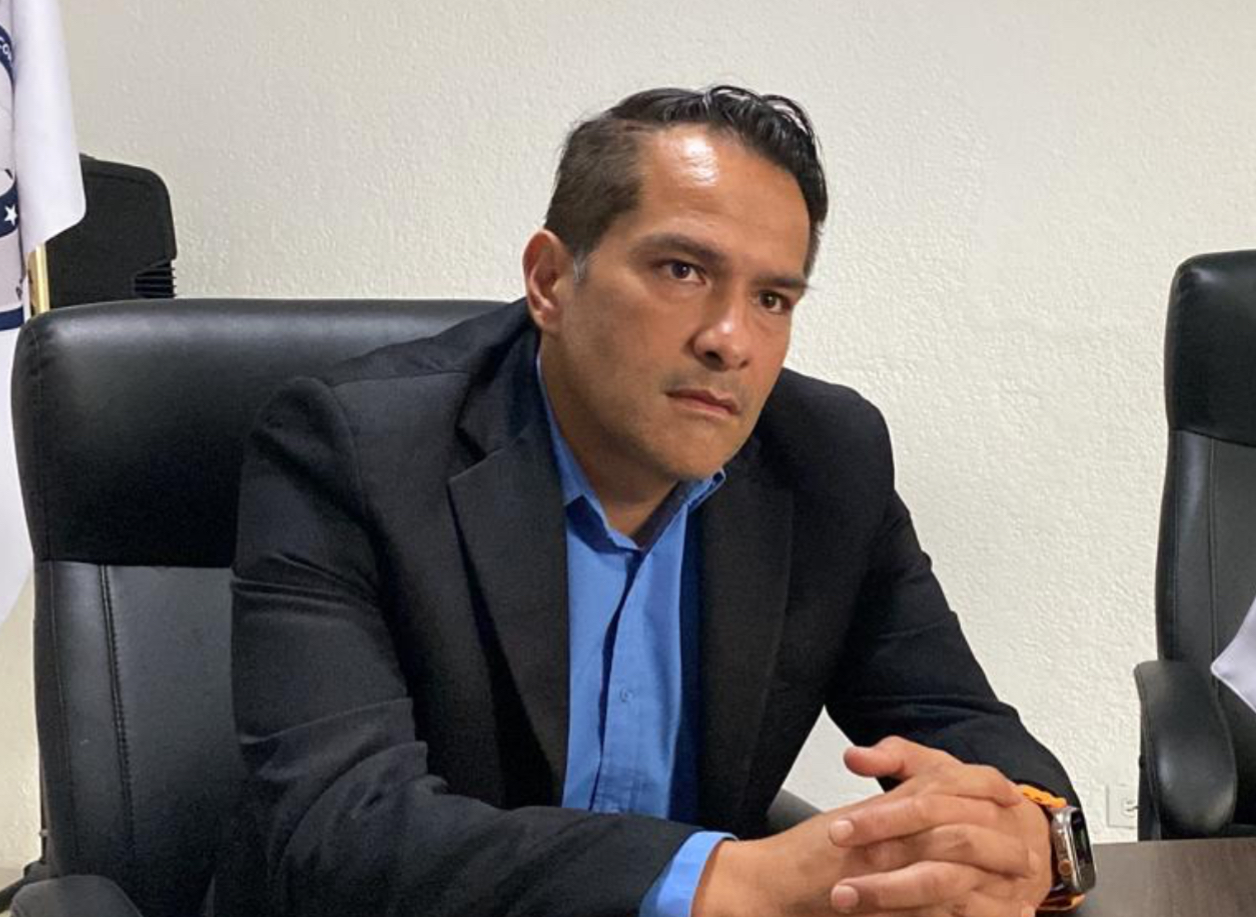 Edgar Rodolfo Núñez Urquiza, afirma que seguirá en la fiscalía anticorrupción