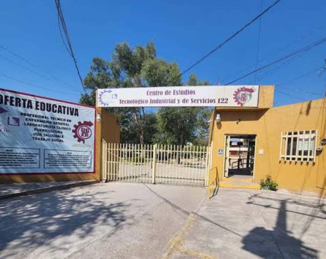 Exámenes de antidoping en el Cetis de Xoxocotla causa incertidumbre entre padres de famila